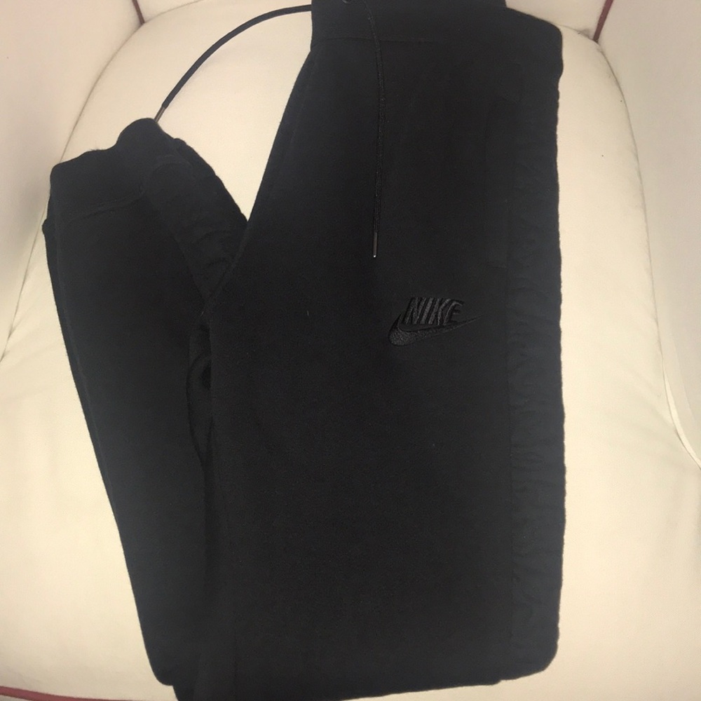 Nike joggers